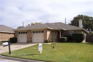 8982 Bradley Dr, Fort Worth TX  76182-3246 exterior