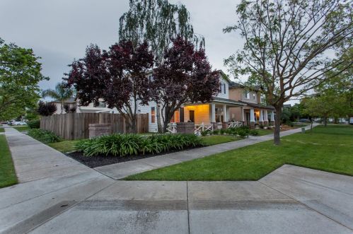 4232 Kilroy Rd, Turlock, CA 95380-9738