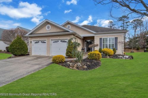91 Wild Dunes Way, Jackson Twp, NJ 08527-4040