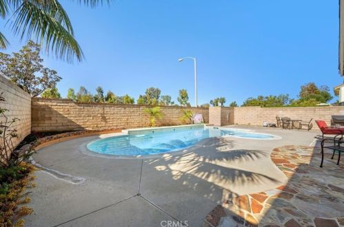 48 Carver, Irvine CA  92620-3319 exterior