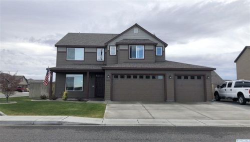 9002 Durham Ct, Pasco, WA 99301-8493