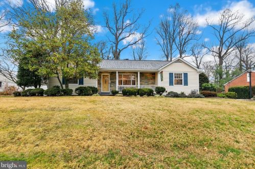 322 Northwest Dr, Silver Spring MD 20901-1431 exterior