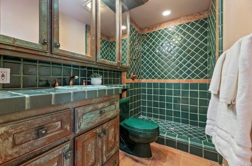 6535 Rycroft Dr, Riverside CA  92506-5314 exterior