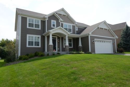 3191 Nottingham Dr, Barrington Hills, IL 60102