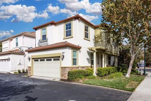 101 Barbera Ct, Vacaville, CA 95687-5666
