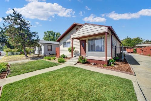127 Brown St, Vacaville, CA 95688-2909