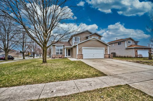 231 Cider St, Lemont, IL 60490-6560