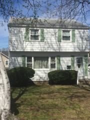 24 Highland Ave, Westerly, RI 02891-2204