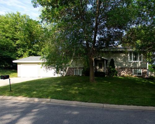 985 Tuva Rd, Cokato, MN 55321-4600