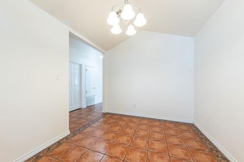 4719 Castleman Dr, Austin TX  78725-1720 exterior