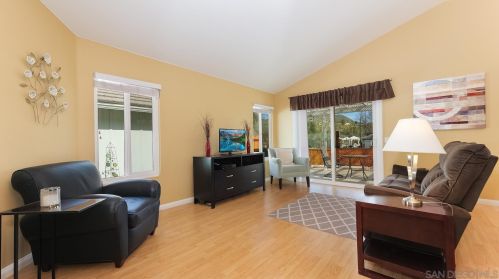 1365 Smokebush Ct, El Cajon, CA 92019-2832