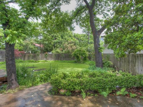 2563 Boyd Ave, Fort Worth TX  76109-1022 exterior