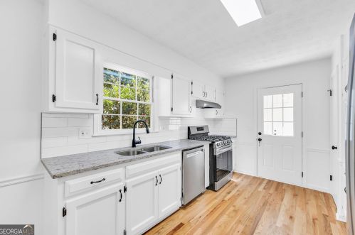 543 Charing Cross Dr, Marietta GA  30066-2556 exterior