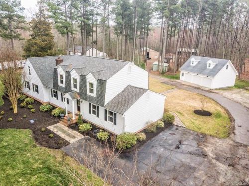 4699 Red Gate Dr, Disputanta, VA 23842-4310
