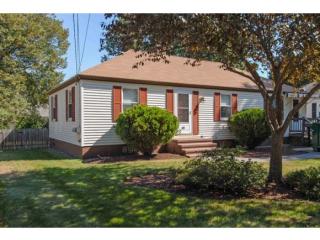 347 Sherburne Rd, Portsmouth, NH 03801-4743