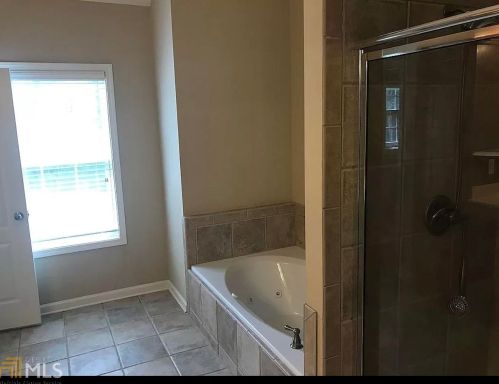 5310 Estates Dr, Atlanta GA  30349-7604 exterior