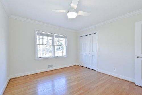 5830 Hilderbrand Dr, Atlanta GA  30328-4155 exterior