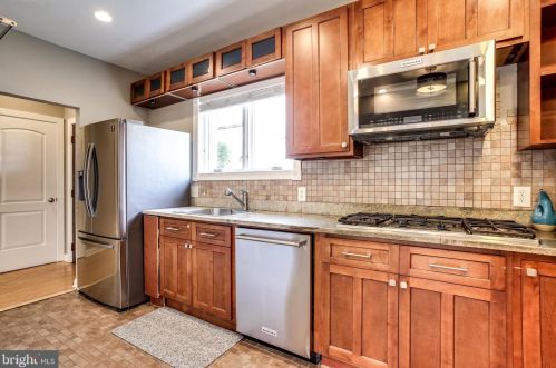 1511 Delmont Ln, Silver Spring MD 20912-7036 exterior