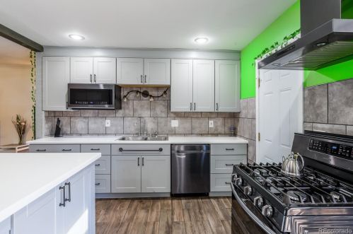 12944 Chenango Dr, Morrison CO  80465-1627 exterior