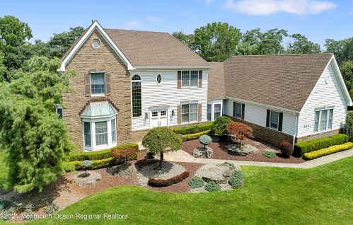 185 Sheffield Dr, East Freehold, NJ 07728-7771