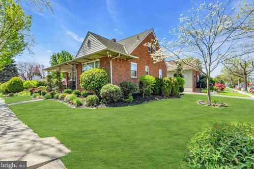 2000 Prospect Ridge Blvd, Haddon Heights, NJ 08035-1027