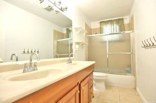 14808 Midcrest Dr, Whittier CA  90604-1937 exterior