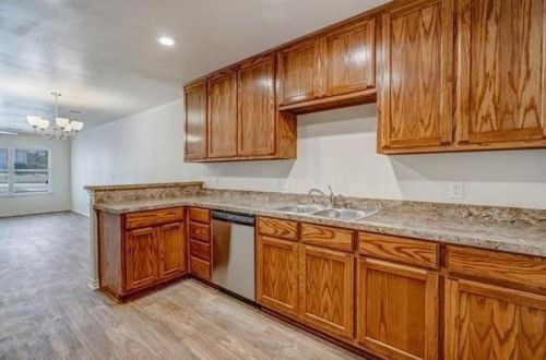 1101 Broadway Ave, Fort Worth TX  76104-1029 exterior