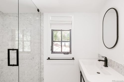 2220 4 Ave, Denver CO 80203-3931 exterior