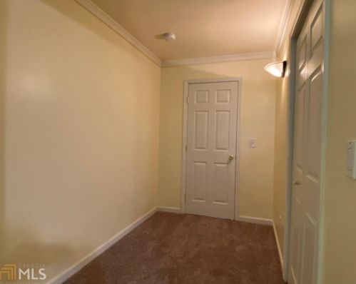 5779 Hillside Ave, Atlanta GA  30340-4325 exterior