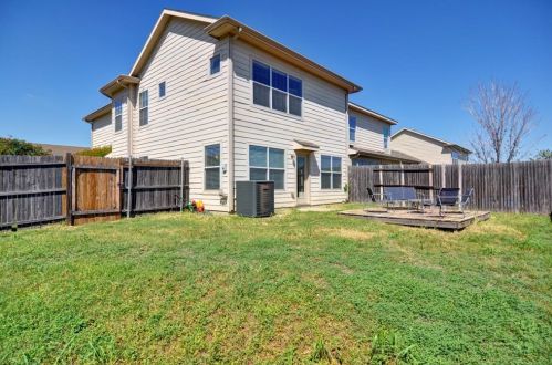 7500 Lazy Spur Blvd, Fort Worth TX  76131-5229 exterior