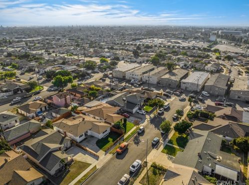 2124 161st St, Torrance CA  90504-1608 exterior