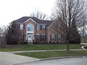 4842 Lincolnshire Ct, Cleveland OH  44147-2151 exterior