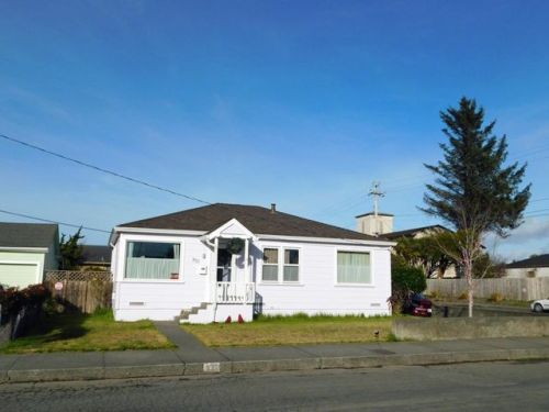 937 Russ St, Eureka, CA 95501-4552