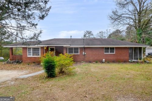 2375 Farmer Rd, Conyers, GA 30012-3205