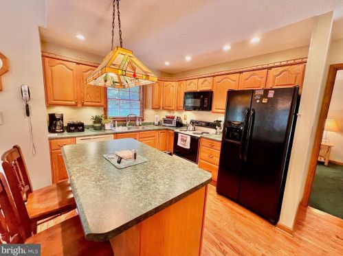 189 Lyle House Rd, Mathias WV  26812 exterior