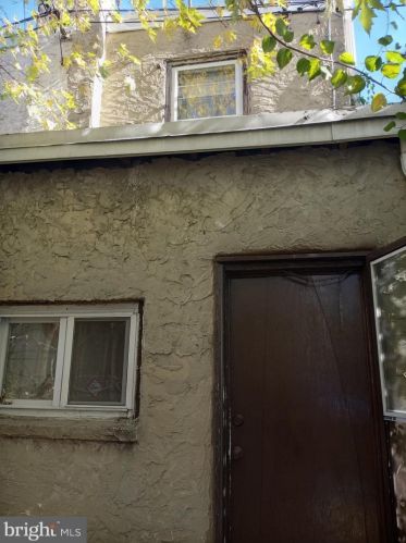 3112 28th St, Philadelphia, PA 19132-1217