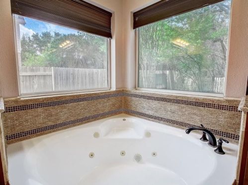 4520 Eagle Feather Dr, Austin TX  78735-6466 exterior