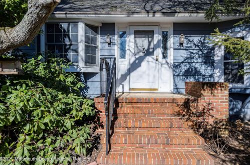 315 Bay Blvd, Berkeley Township, NJ 08721-2509