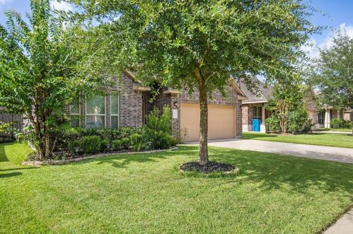 2471 Garden Falls Dr, Conroe TX  77384-2122 exterior