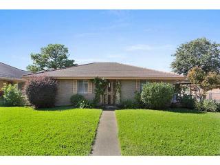 620 Aris Ave, Metairie, LA 70005-2928