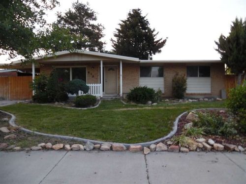 612 17th St, Pella, ID 83318-2602