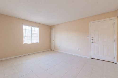 2060 Alison Ct, Atlanta, GA 30311-4902