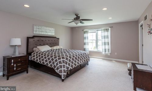 2355 View Rd, Lancaster PA  17602-1844 exterior