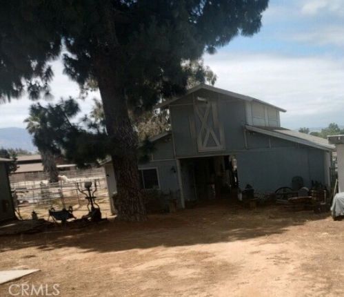 2490 Hillside Ave, Norco, CA 92860-2718