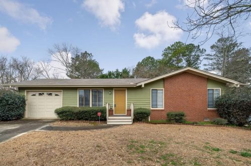 1795 Riverridge Dr, Conyers, GA 30012-4044