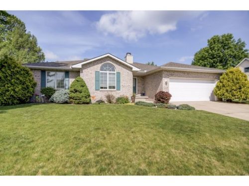 2555 Deerfield Ct, Decatur, IL 62521-4900