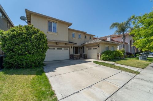 2942 Orchid Ln, Turlock, CA 95382-7391