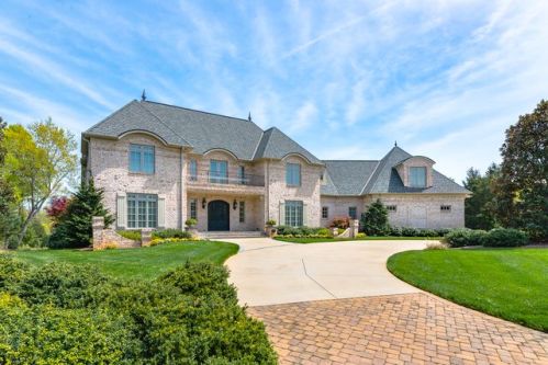 8373 Tuscany Dr, Lewisville, NC 27023-9473