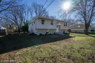 412 Pickett Ln, Herndon, VA 20170-5433