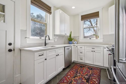 2718 Gaylord St, Denver CO  80205-4622 exterior
